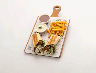 FALAFEL SANDWICH